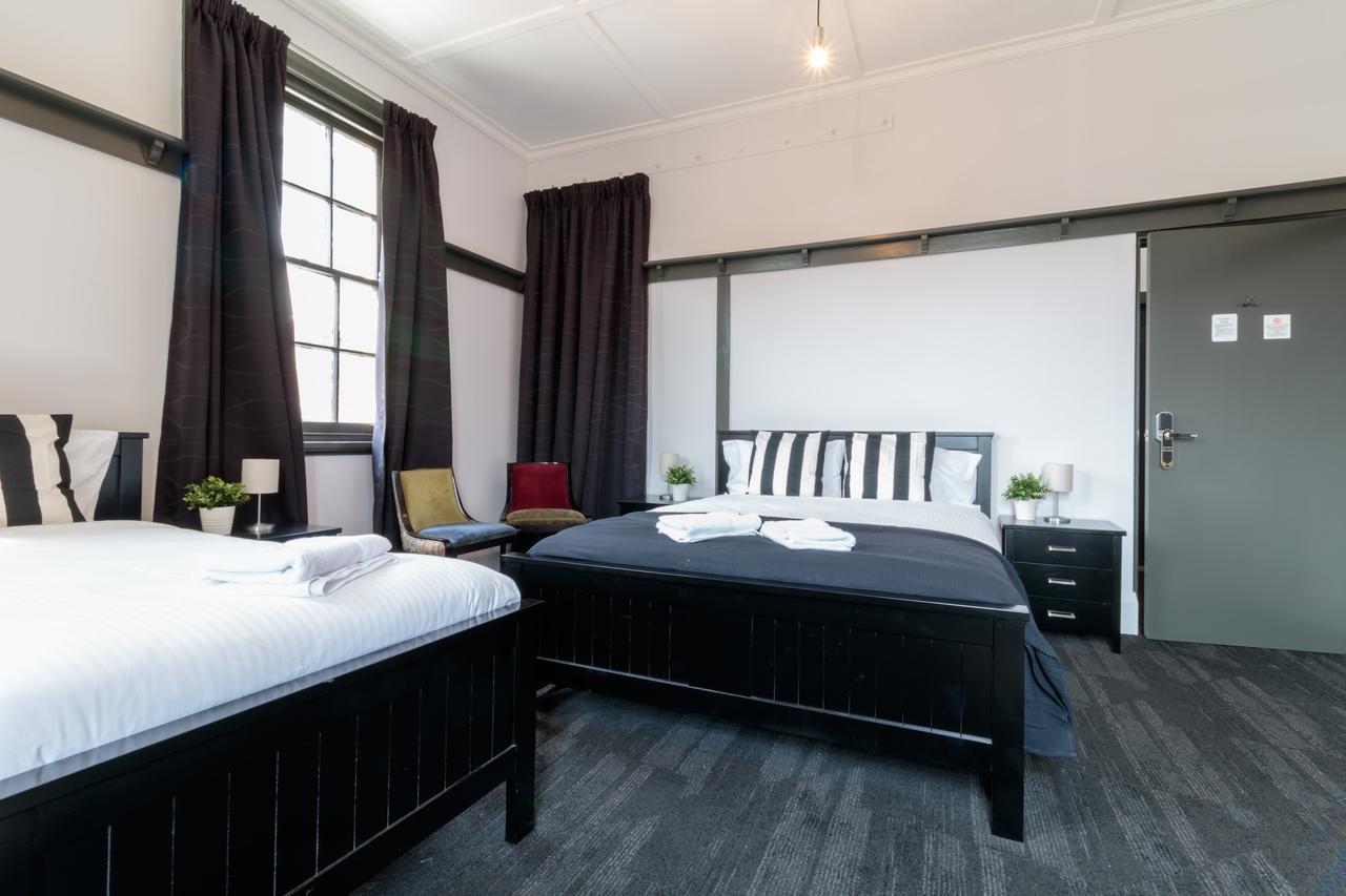 Royal Hotel Ryde Сідней Екстер'єр фото